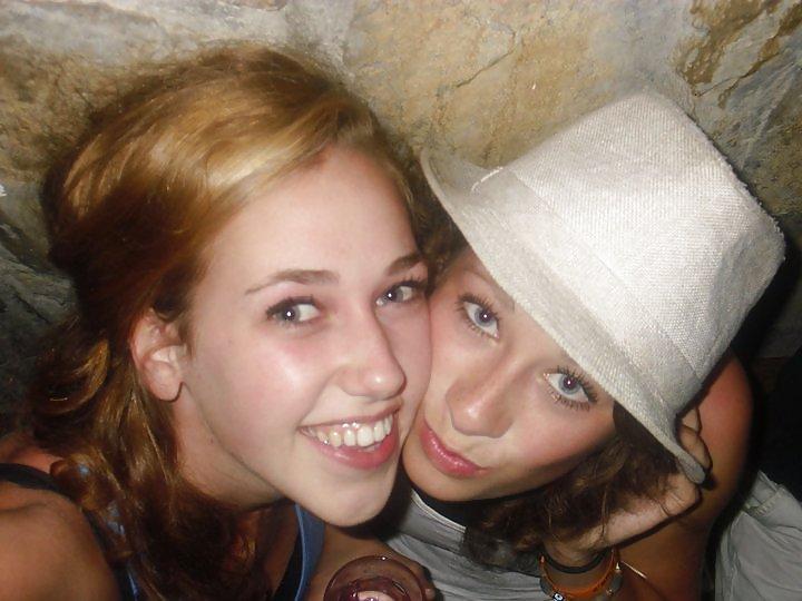 25P Cum and grls