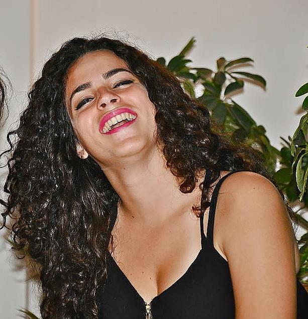 9P Alia Morocco Girl Cum On Her