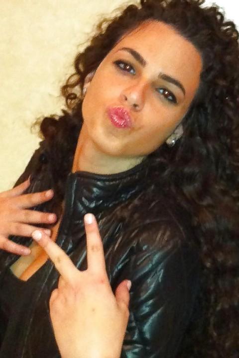 9P Alia Morocco Girl Cum On Her