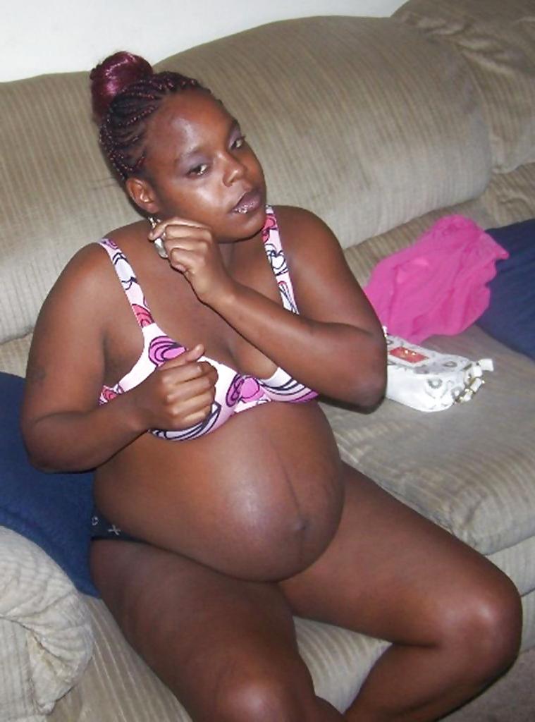 16P Brunette Laila Pregnant