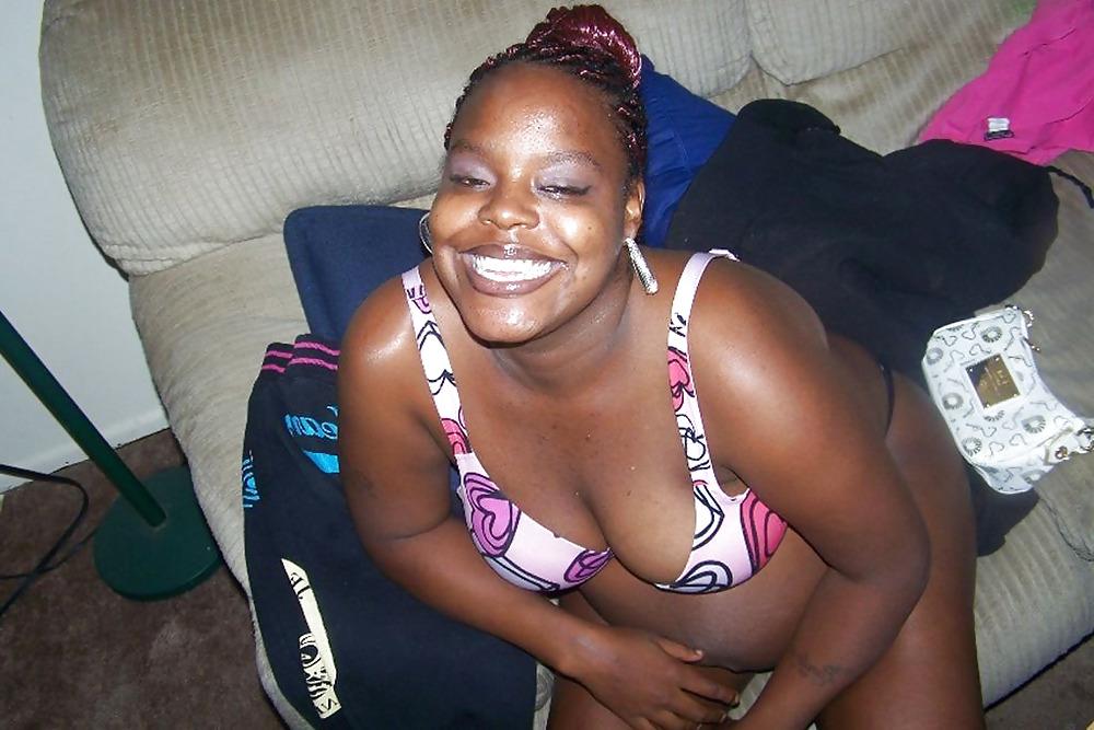 16P Brunette Laila Pregnant
