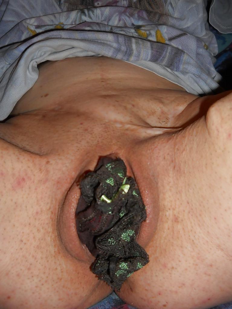 25P Pantie stuffed cunt