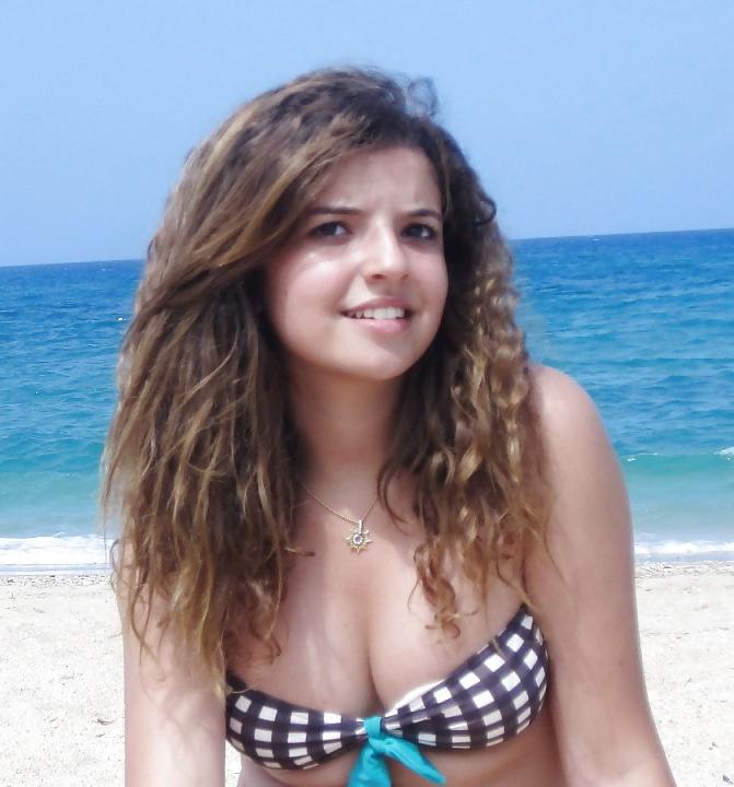 8P Kenza Morocco Girl Cum On Her