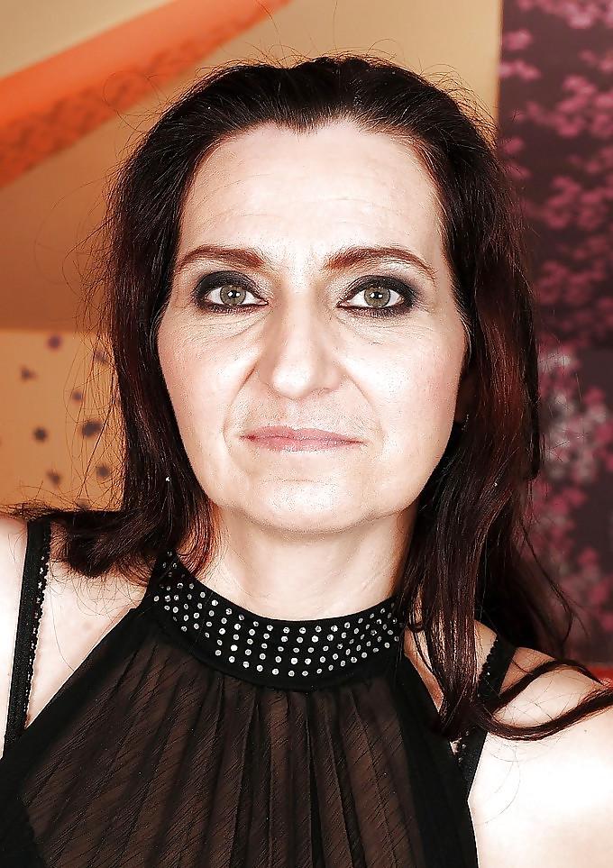 20P Granny face