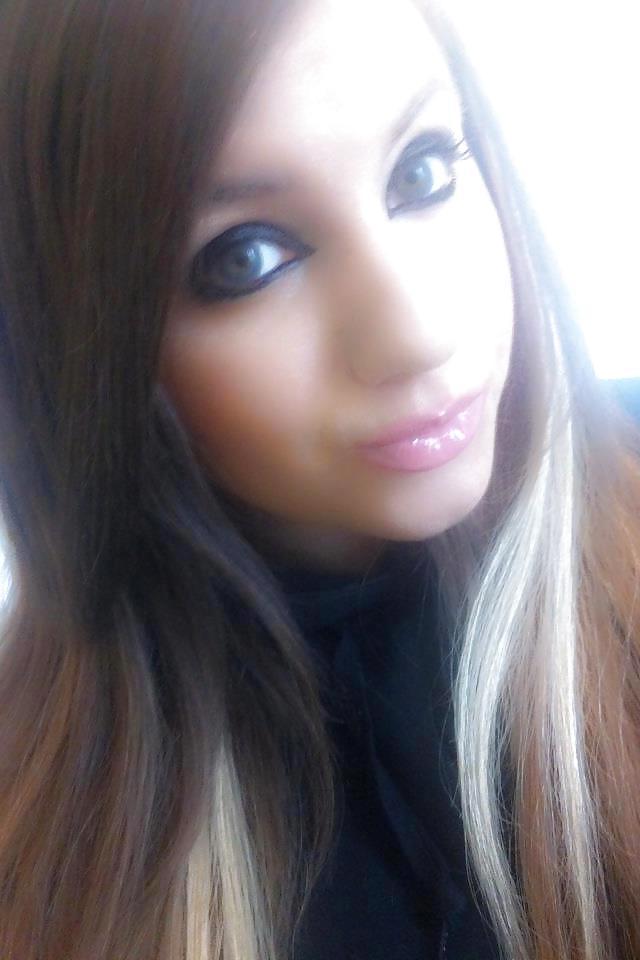 25P Cum on this facebook slut!