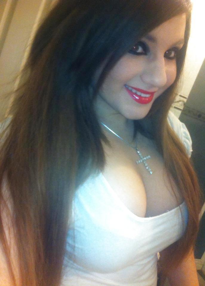 25P Cum on this facebook slut!