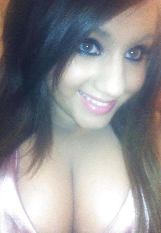 25P Cum on this facebook slut!
