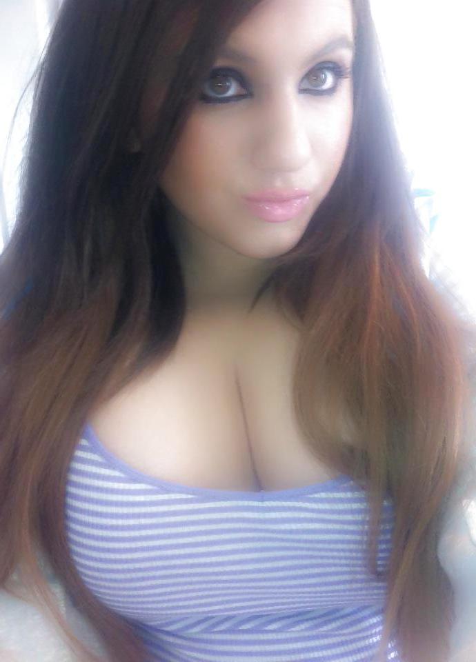 25P Cum on this facebook slut!