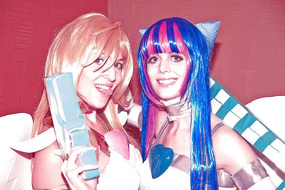 6P Anime sluts you know you want to fuck