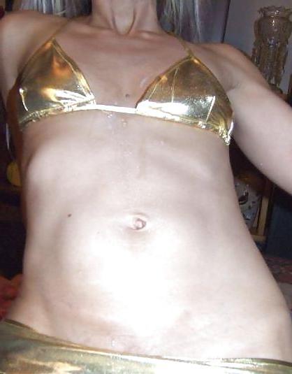 19P Sexy Milf Posing