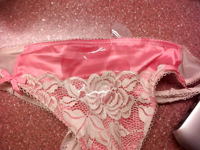 5P Cum on red bra