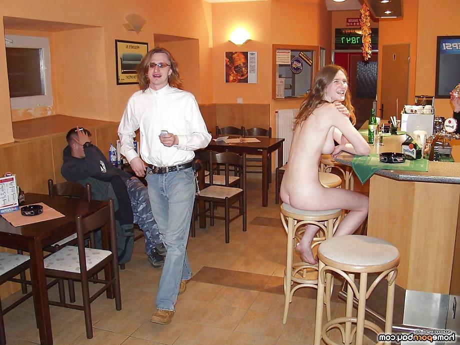 18P Nude babe in the bar