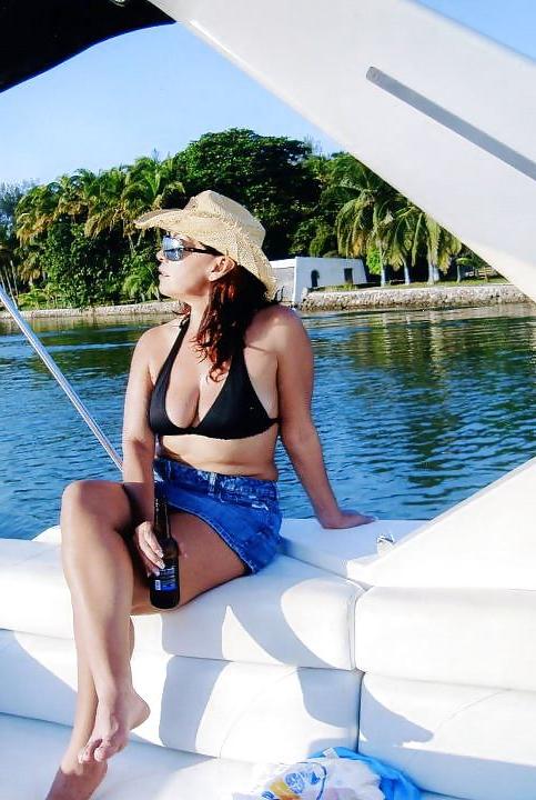 6P Milf mexican puta tetona