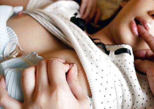 23P Japanese Nipple Squeezing