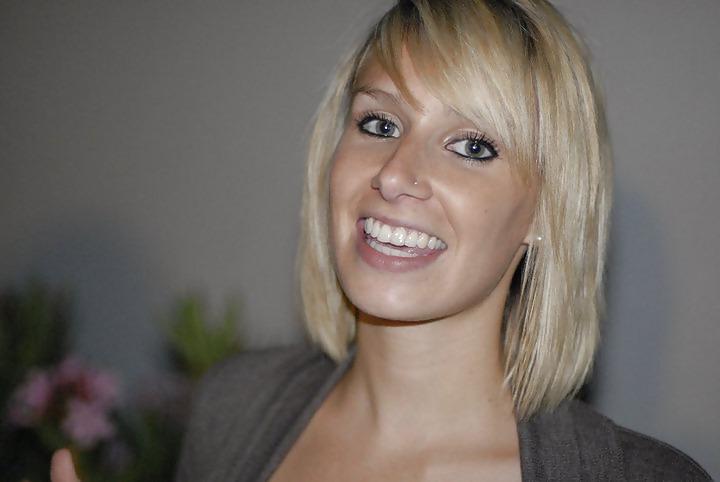 20P Cum on this slut face!