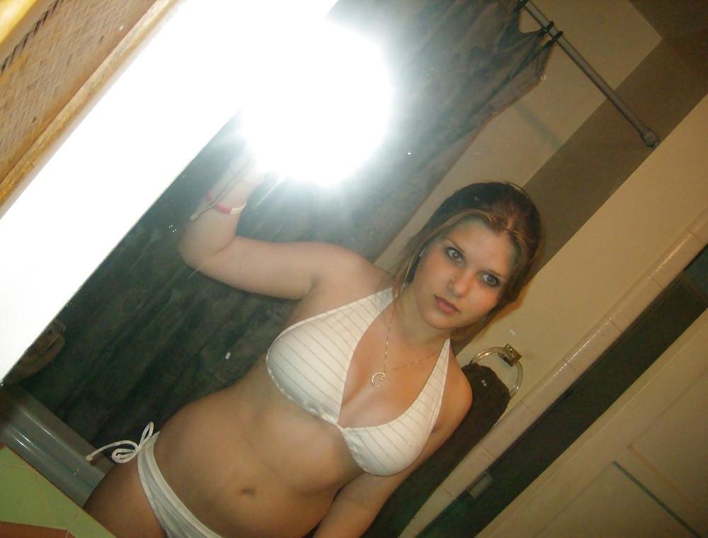 25P Pretty Busty Teeb Babe