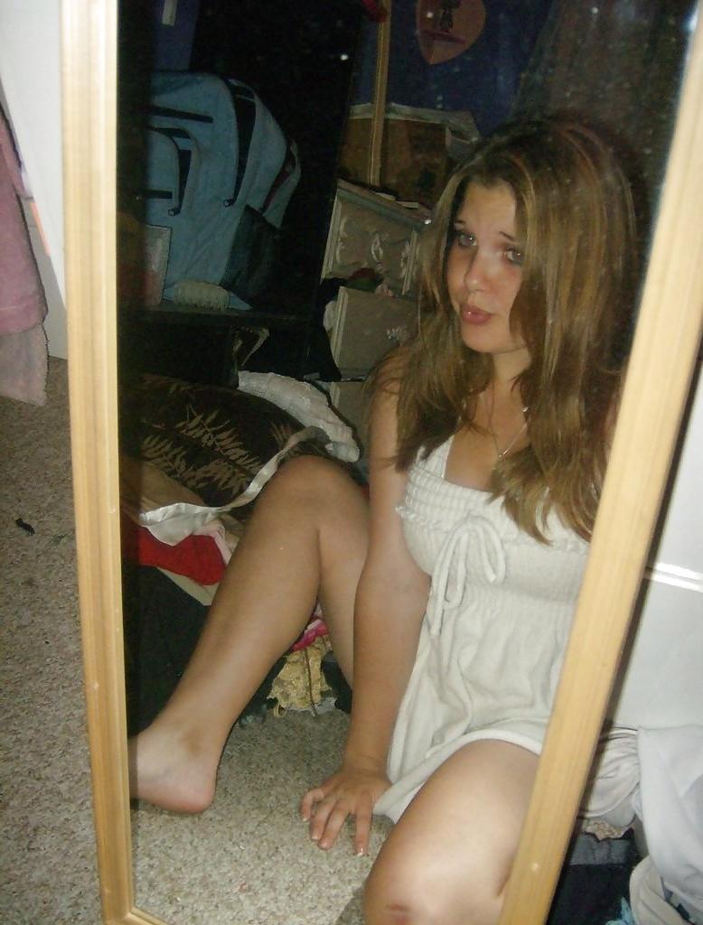 25P Pretty Busty Teeb Babe