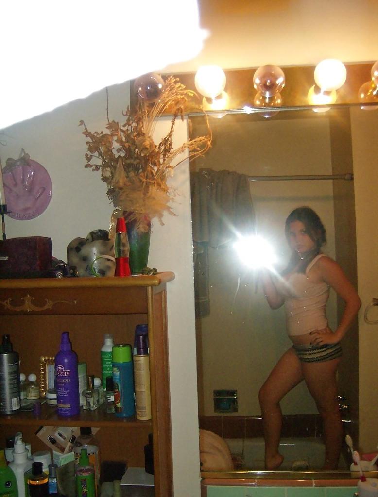 25P Pretty Busty Teeb Babe