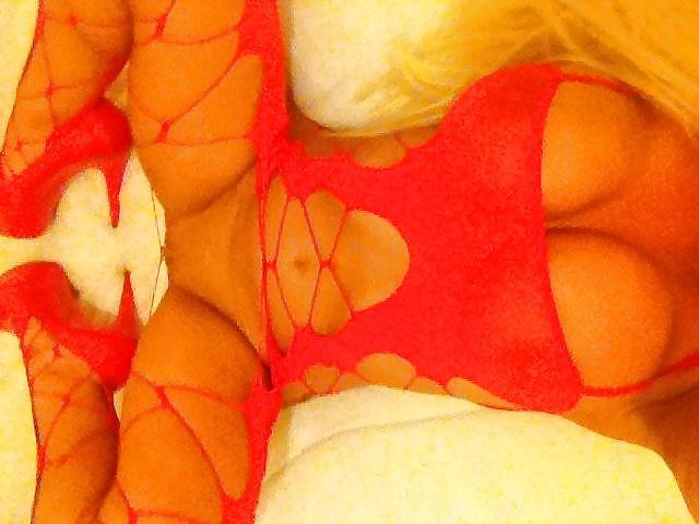 25P Jaiden: Fake Tits UK Babe