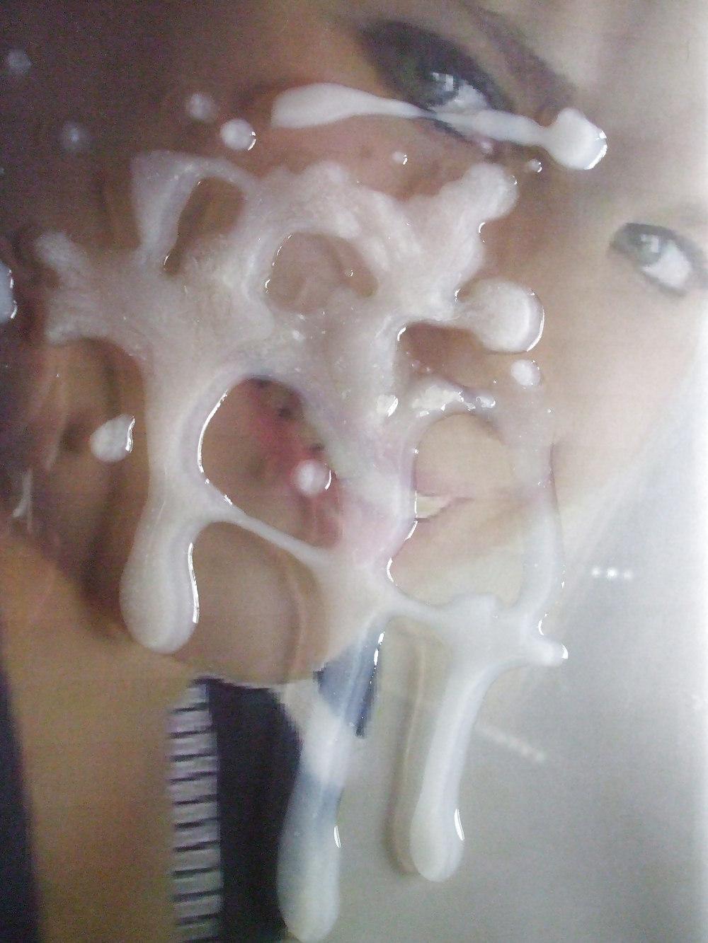 4P Cum on her pic Slut