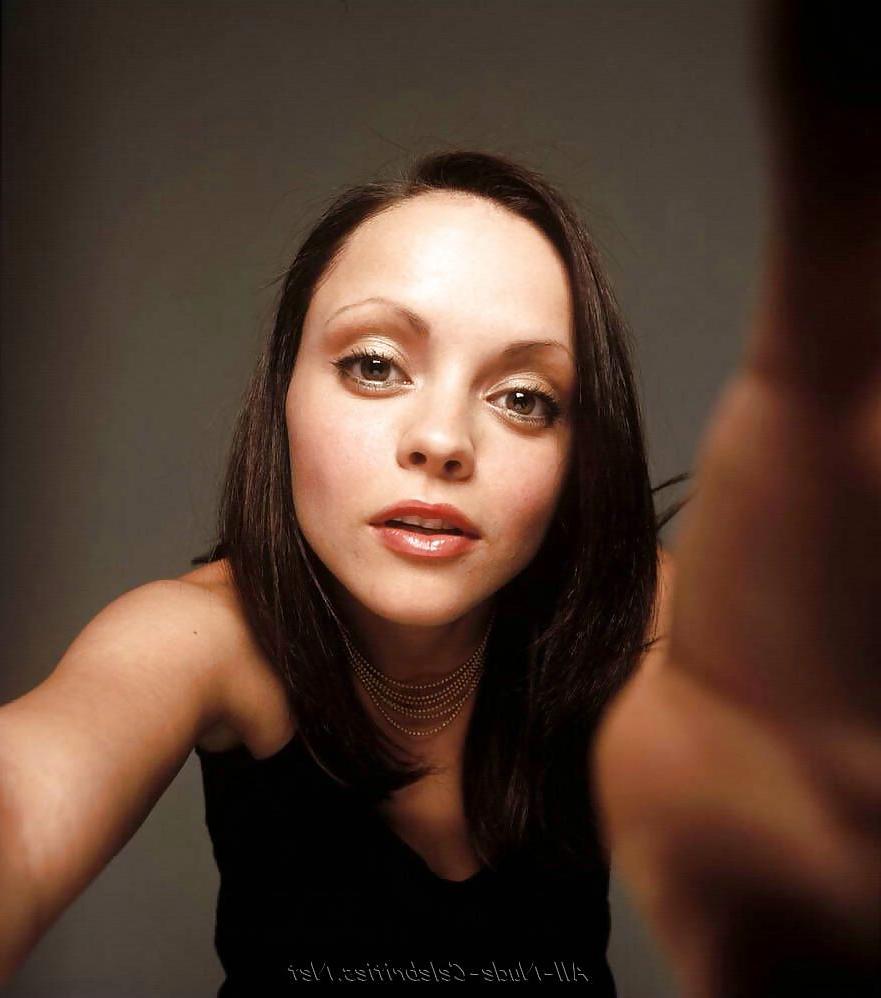 25P Celebs i want to cum on