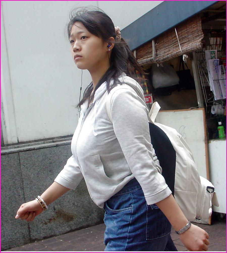 25P Various Japanese Girls on the Street PT 2