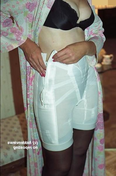 17P Panty girdle 23
