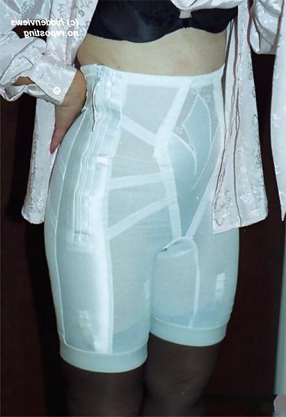 17P Panty girdle 23