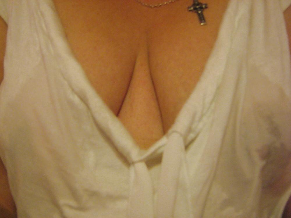 8P a wet tease