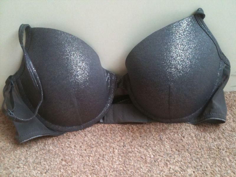 25P Teen bra only Acups