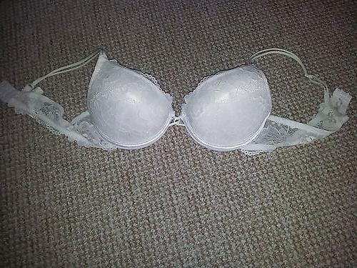 25P Teen bra only Acups