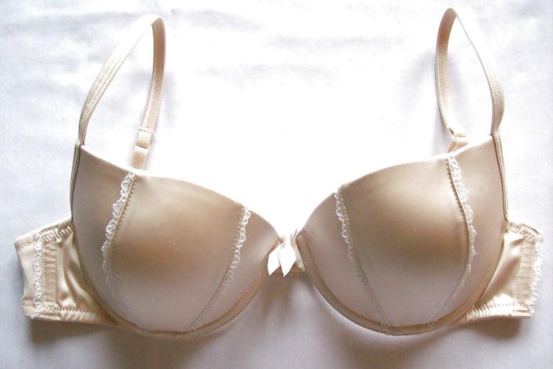 25P Teen bra only Acups