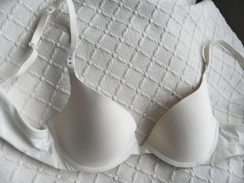 25P Teen bra only Acups