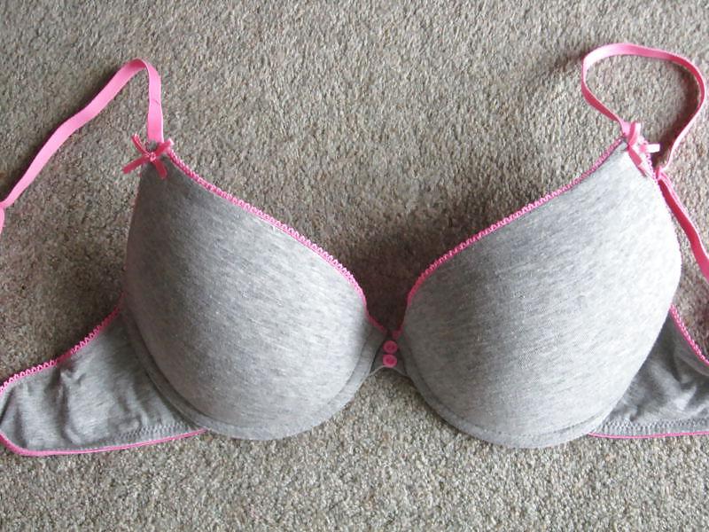 25P Teen bra only Acups