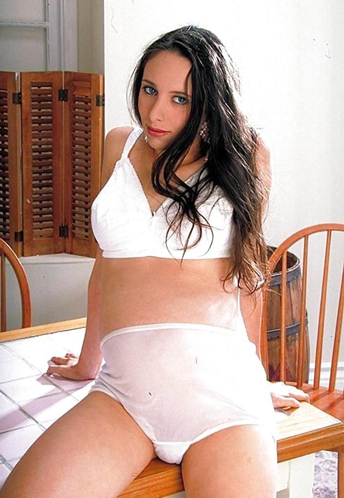 18P Cute Pregnant
