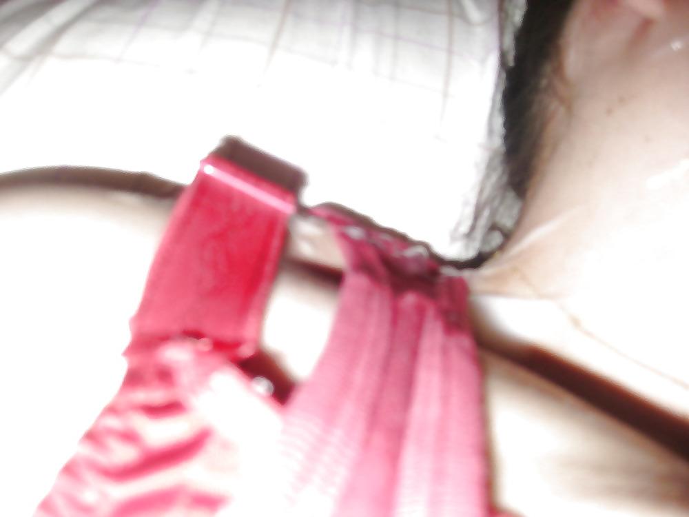 6P Gf red bra Cum on face