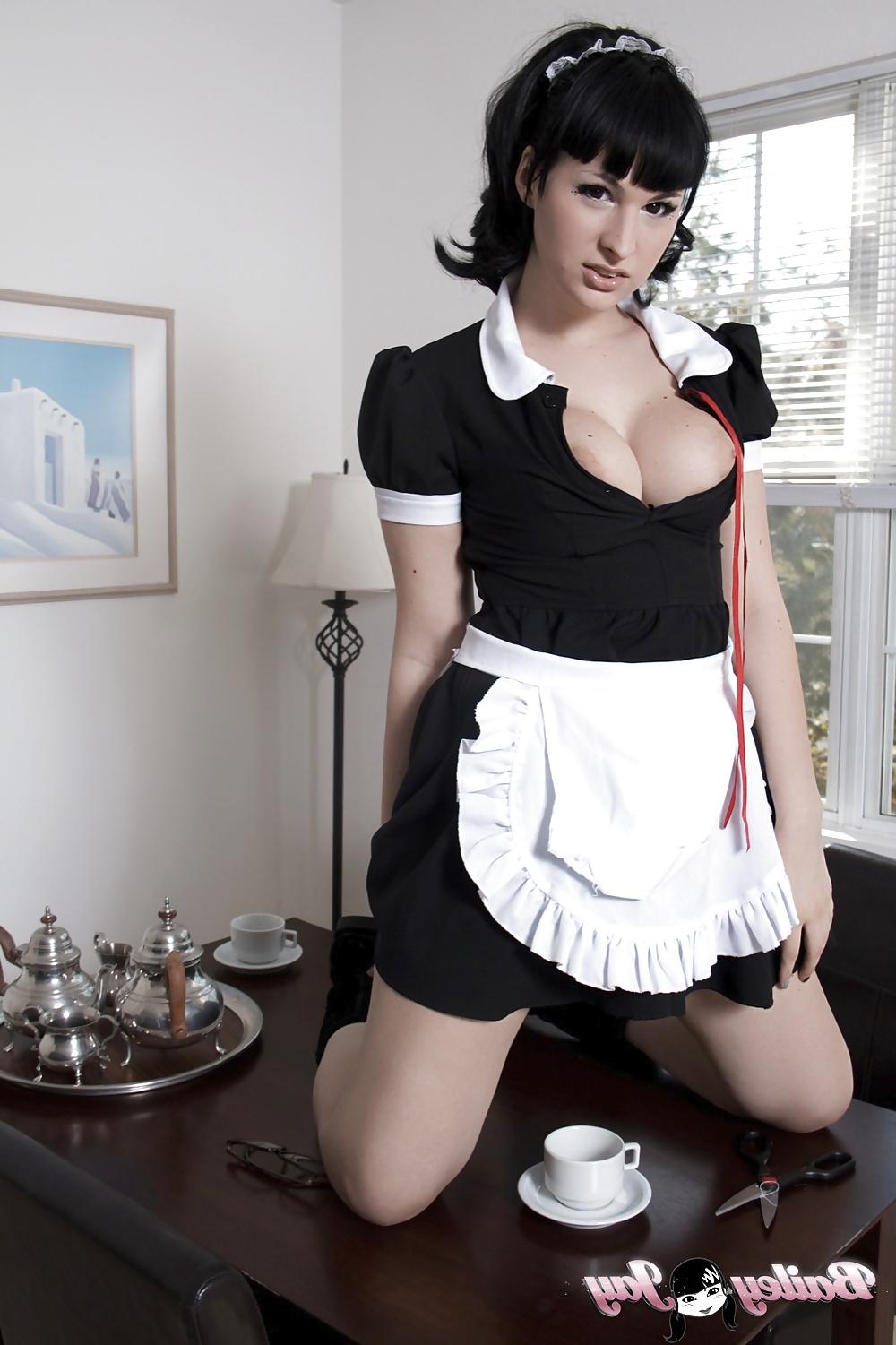 25P Anime maid