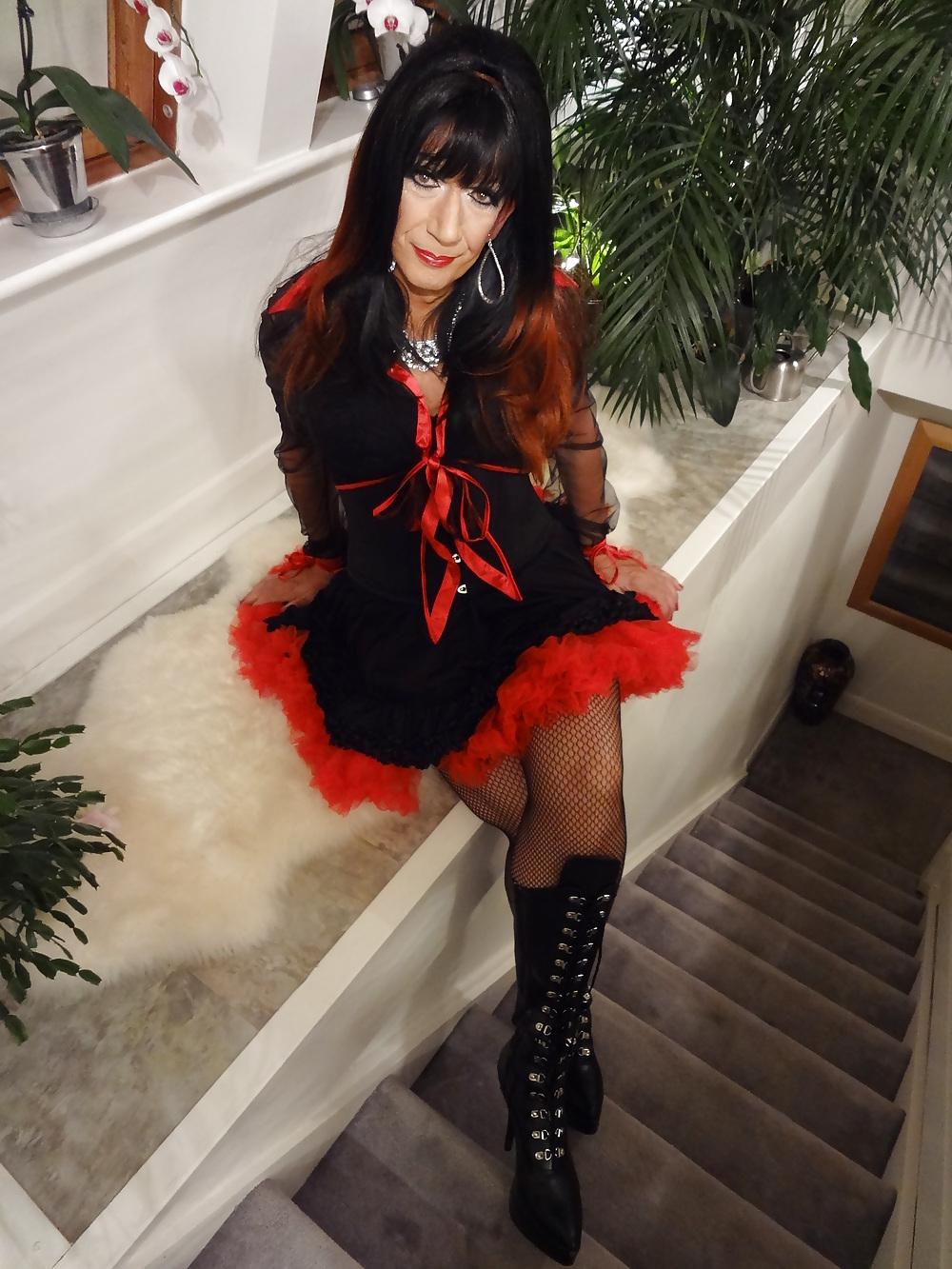 7P Tgirl whore