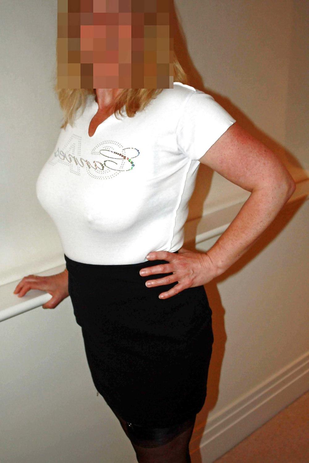 6P Tight top and quarter cup bra