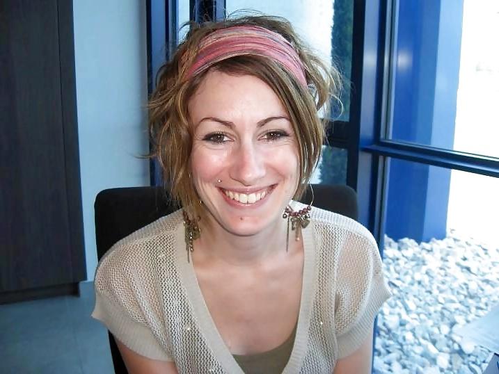 11P French Girl's Face Pics : Lise