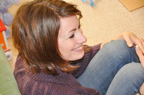 11P French Girl's Face Pics : Lise
