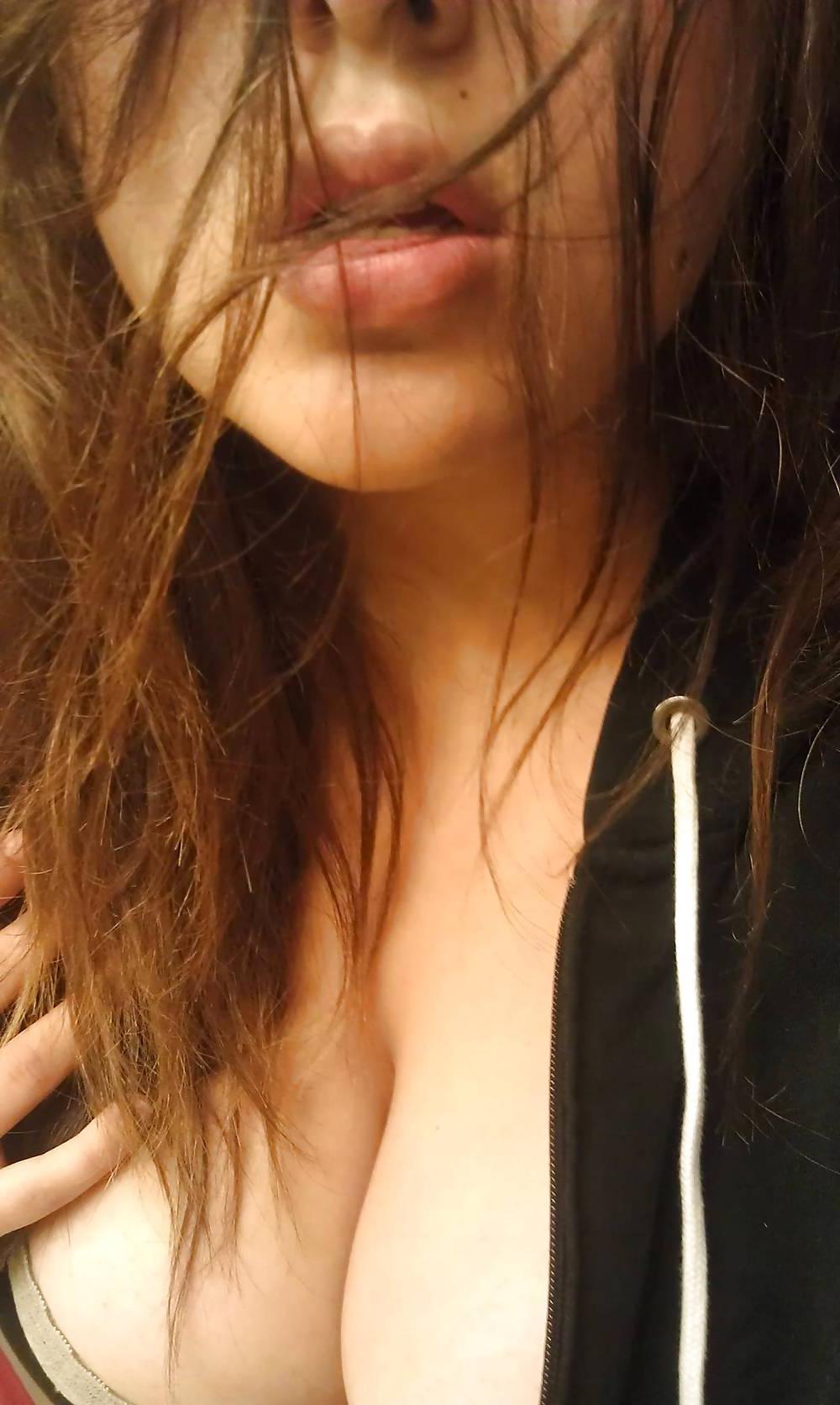 10P Amatuer Self-Shot Bra