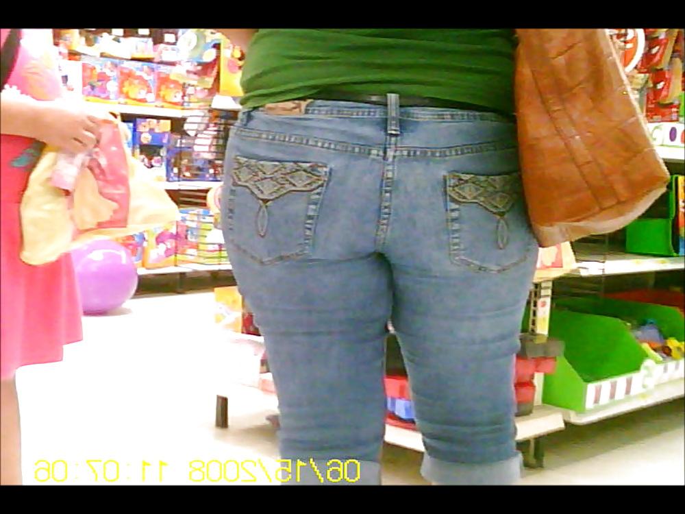 6P GILF Latino Tight Phat Booty