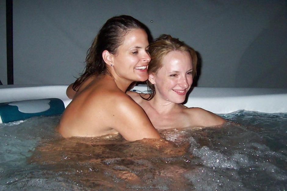 25P Hot lesbian action in the jacuzzi 