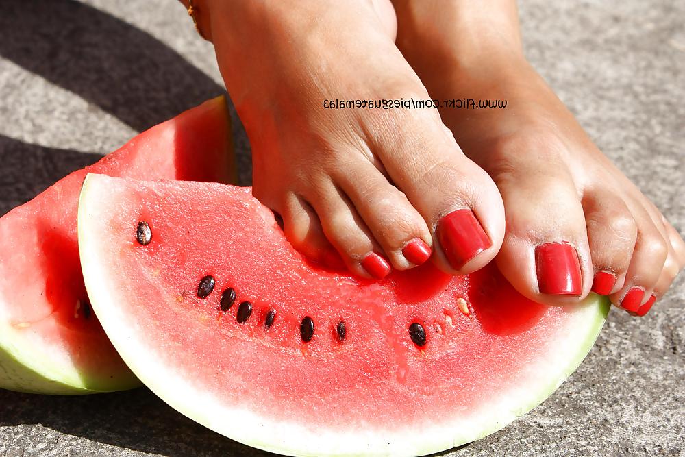 25P Pretty feet in heels 5