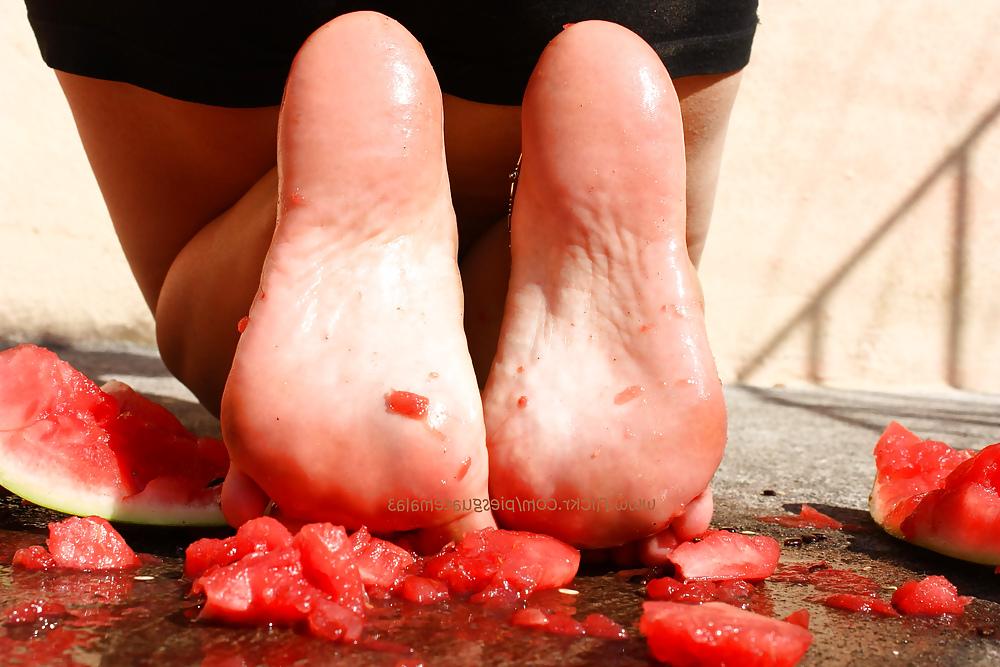 25P Pretty feet in heels 5