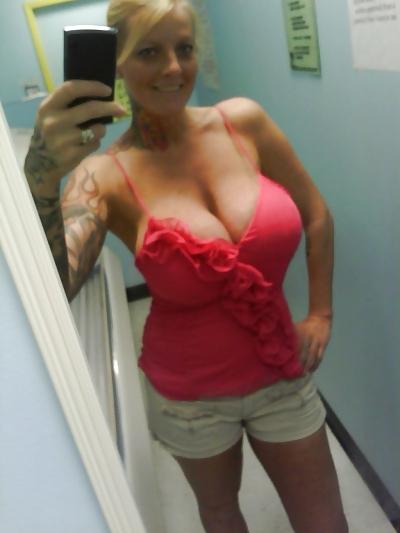 25P I heart fake tits