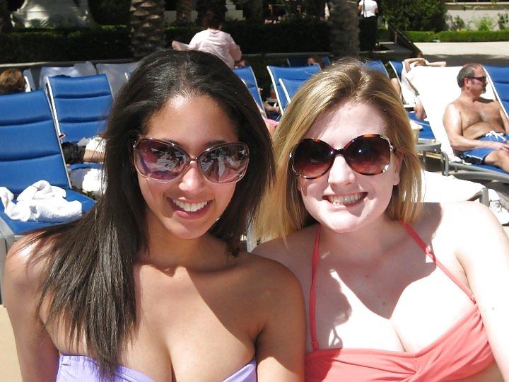 7P Cum on girls with glasses...