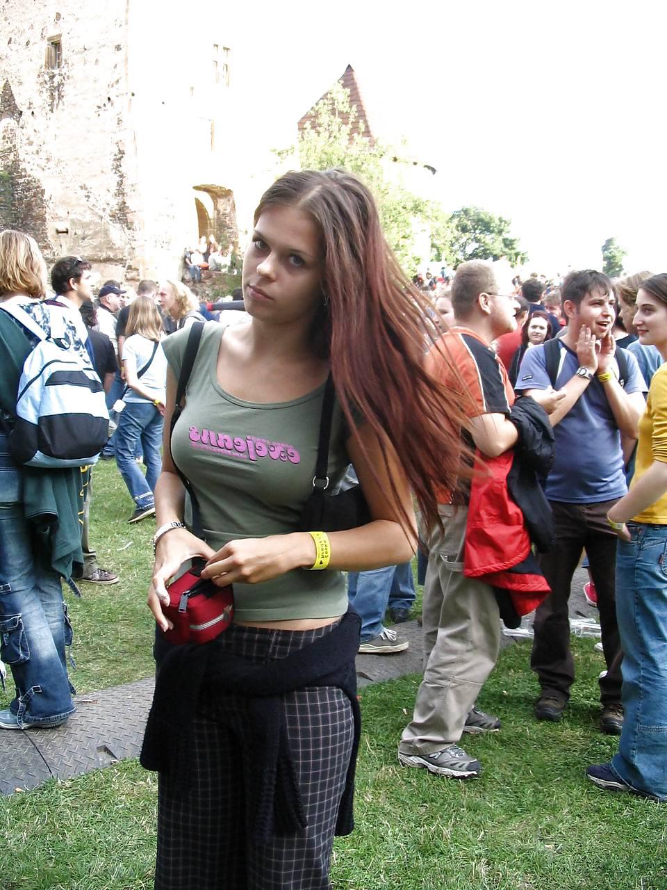 25P AMATEUR TEEN PRETTY ASS POSES (Lupus23)