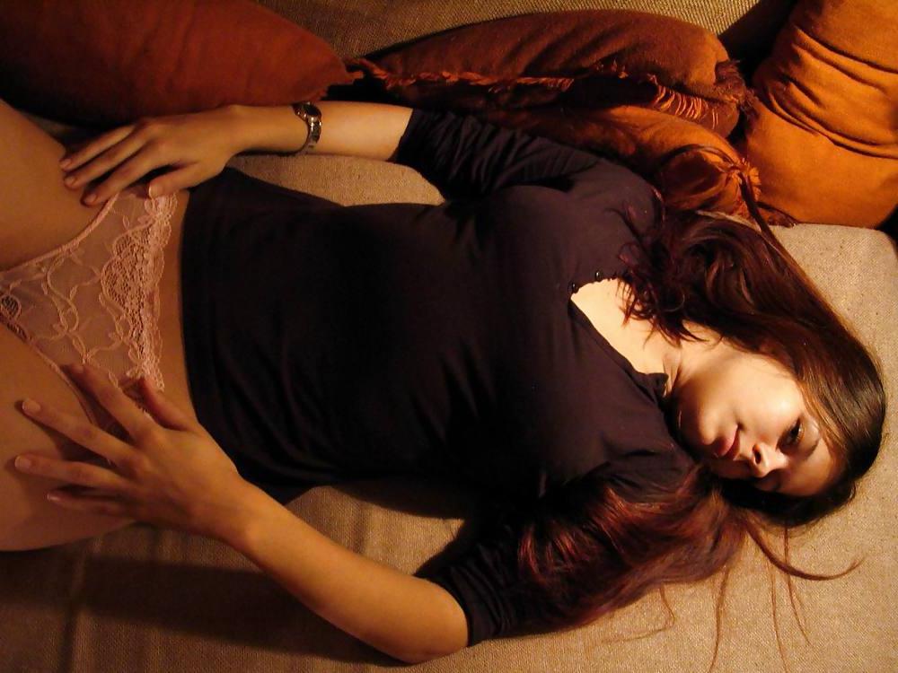 25P AMATEUR TEEN PRETTY ASS POSES (Lupus23)